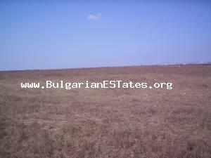 Продается участок земли в Пирне, красивой небольшой деревне в Болгарии Бургасской области.