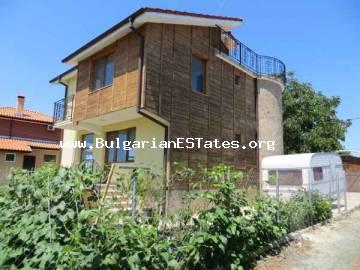Продается новый дом в деревне Каменар, недалеко от моря в Болгарии.