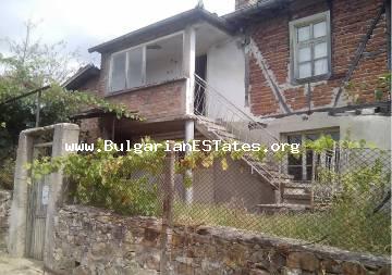 Продается дом в деревне Бродилово, в 10 км от моря и в 12 км от города Царево – за сумму18 999 евро