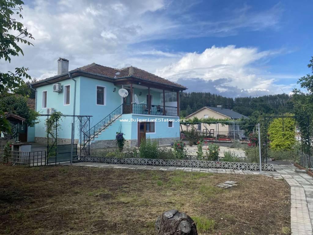 Купить отремонтированный дом в деревне Факия, всего в 55 км от Бургаса и моря, Болгария.